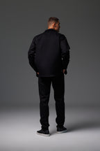 Чоловічий костюм: сорочка і брюки