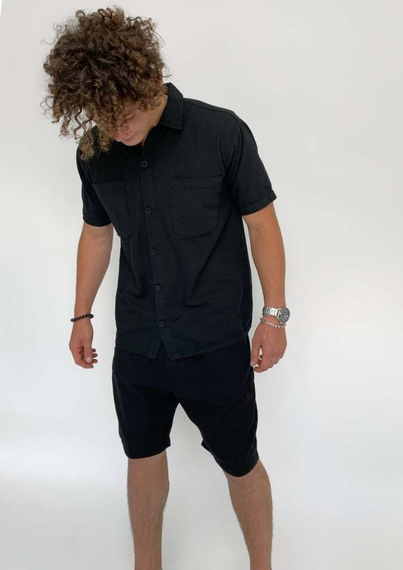 Костюм: сорочка та шорти