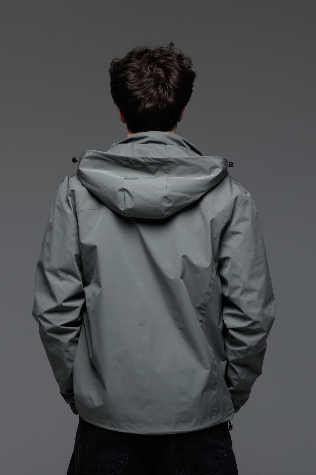 Куртка-ветровка