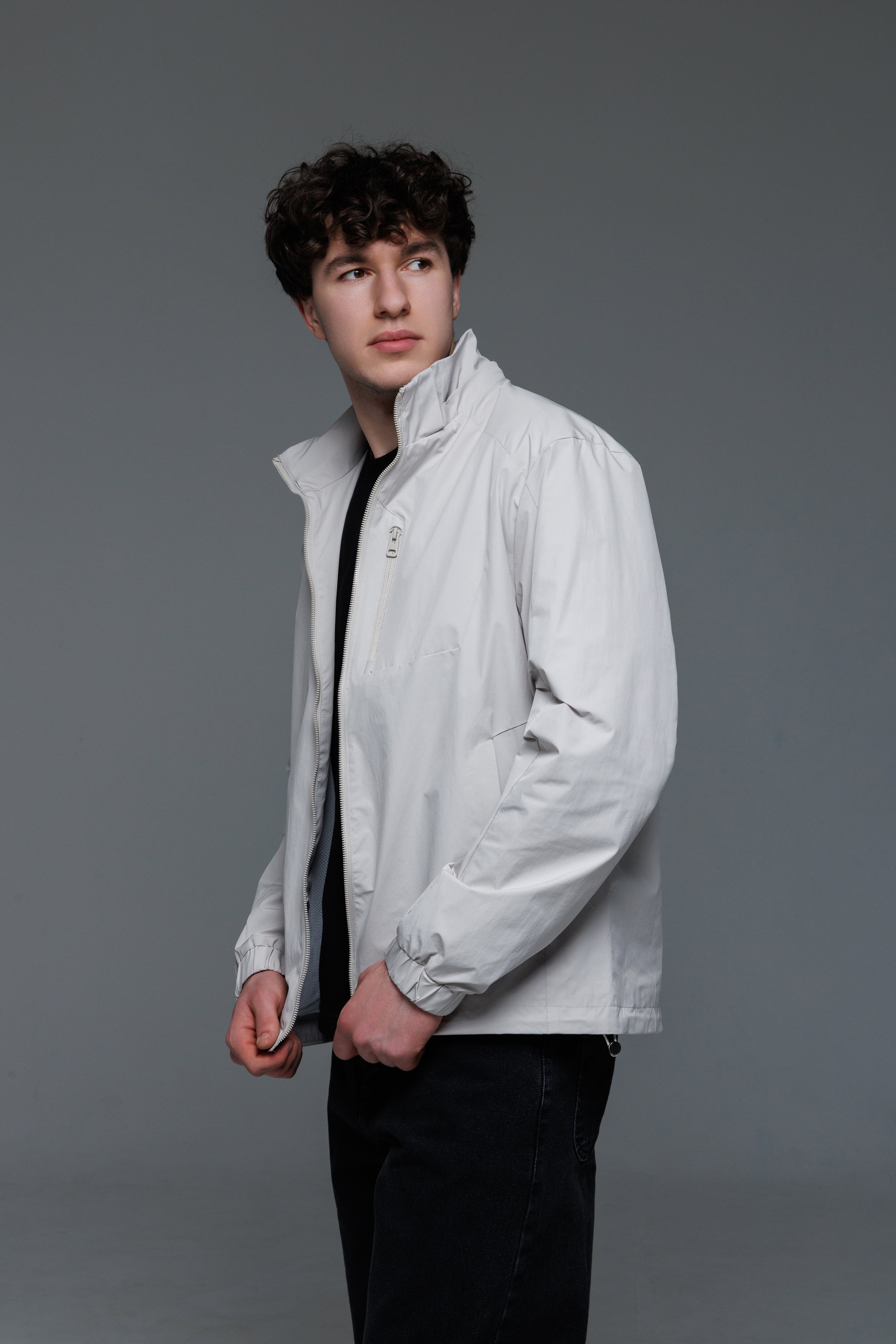 Куртка-вітрівка