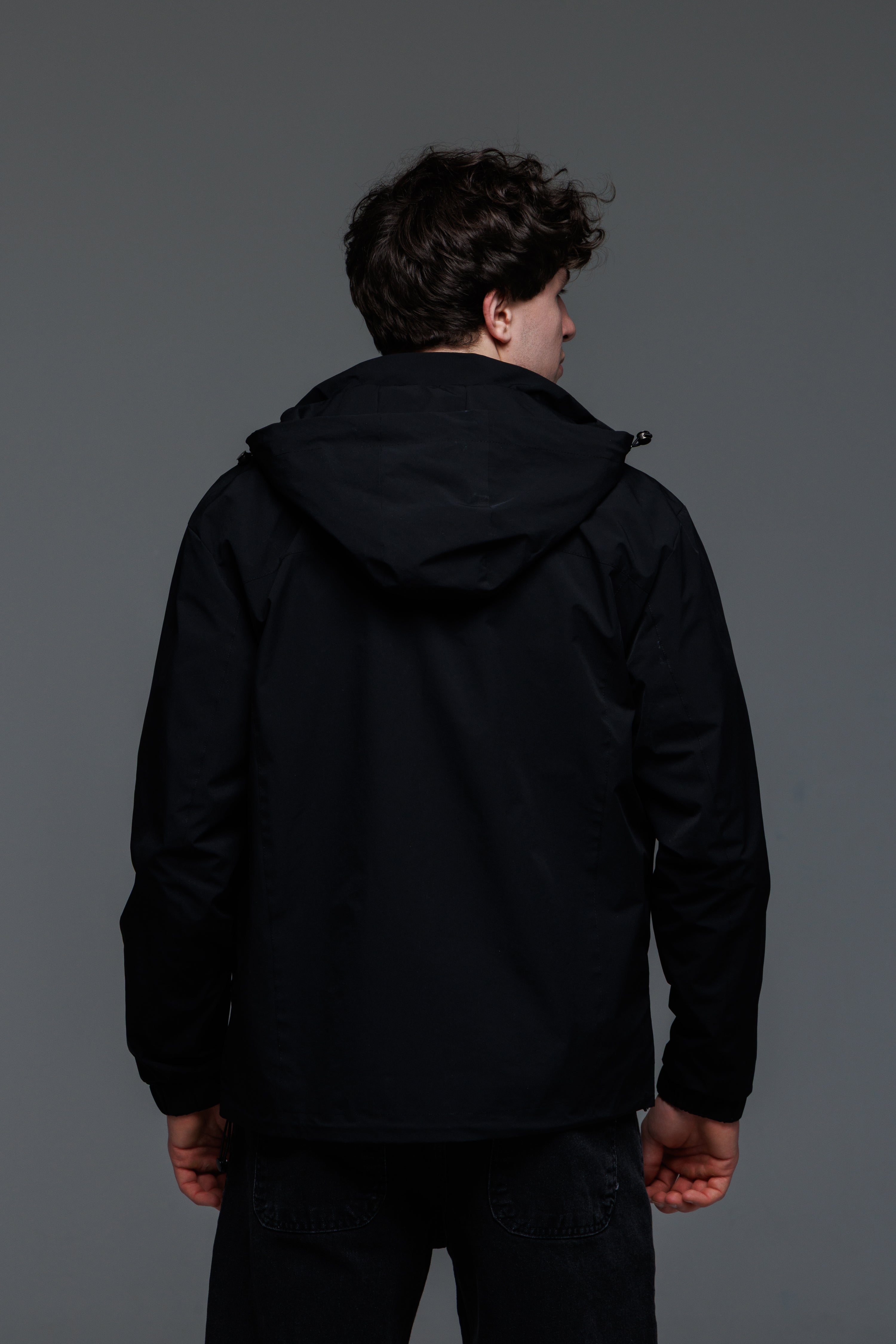 Куртка-вітрівка