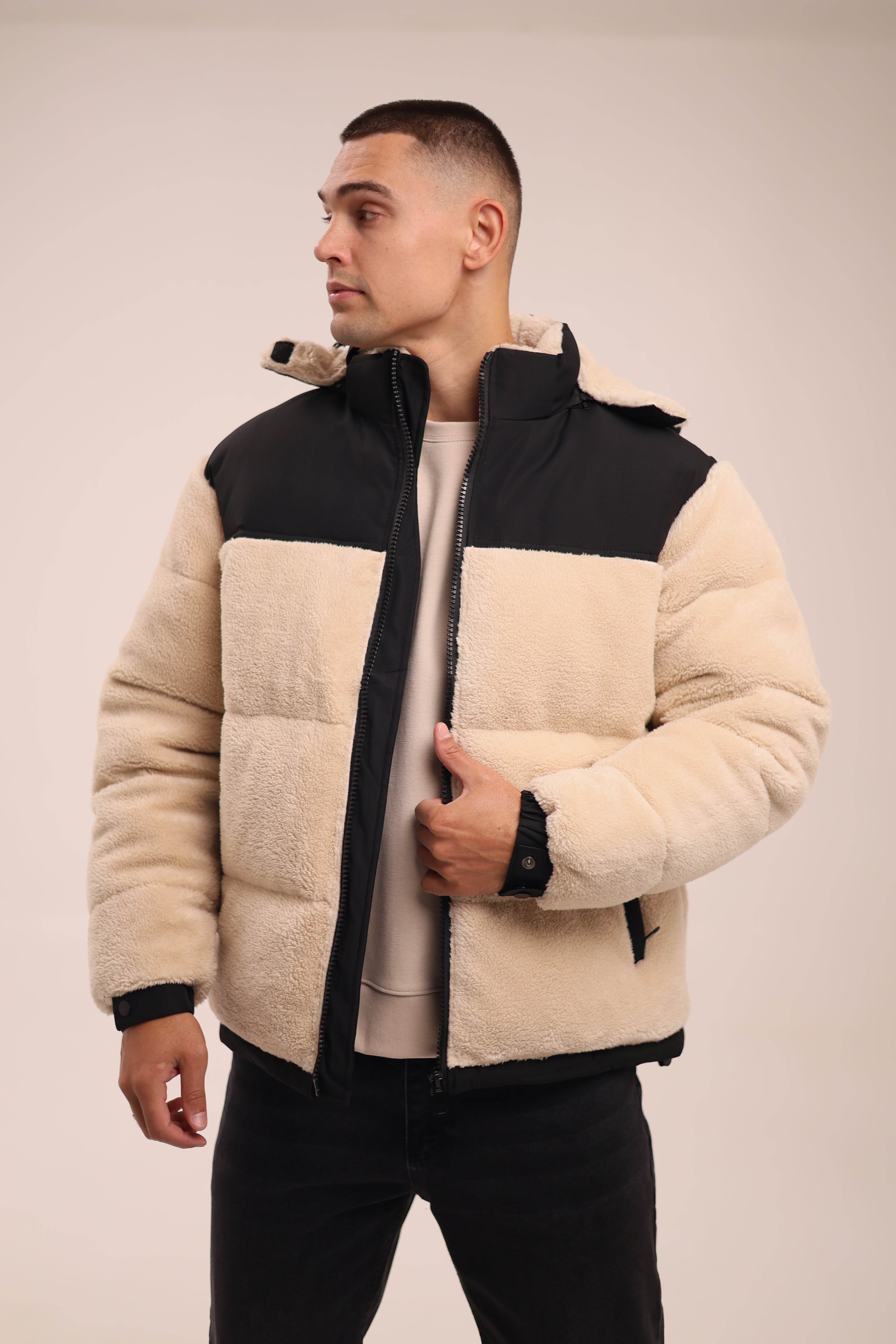 Чоловіча куртка