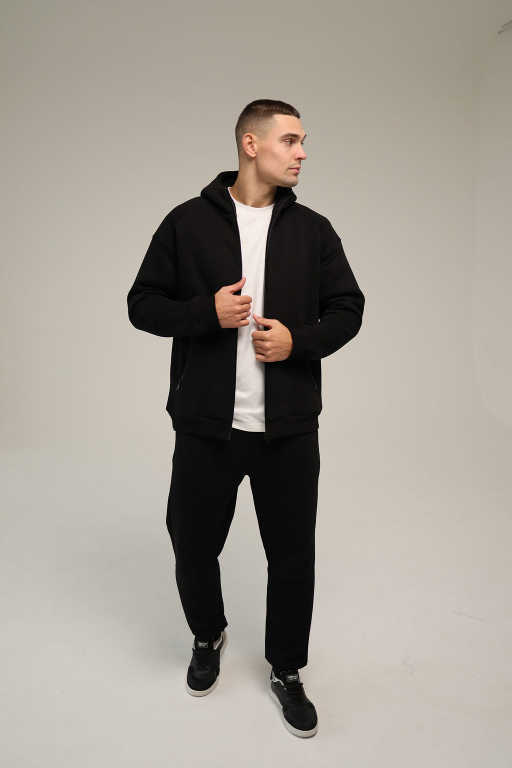 Спортивний костюм