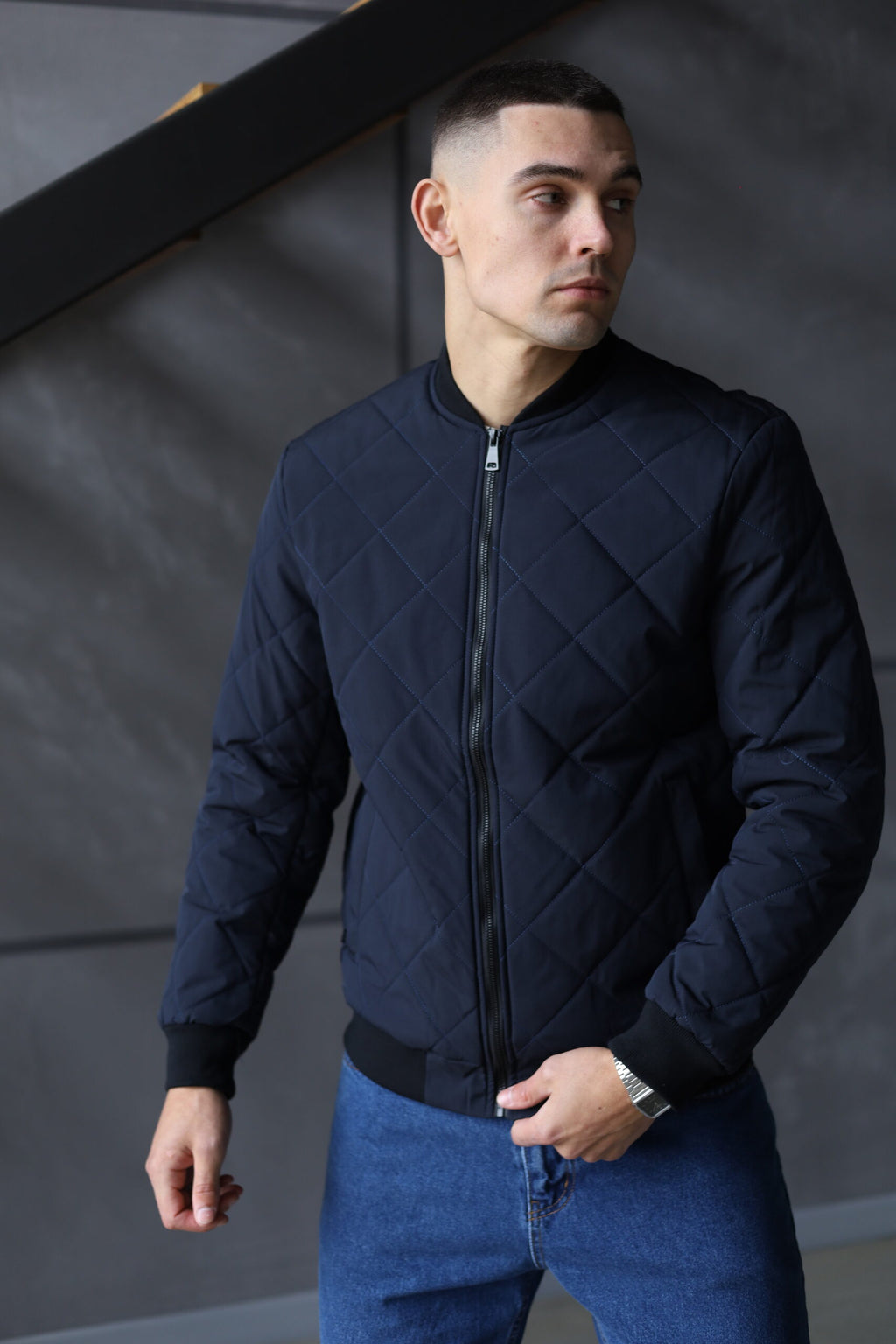 Куртка-бомбер