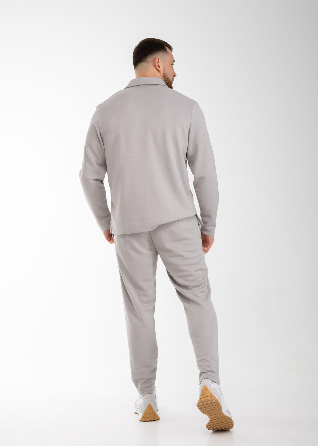 Чоловічий костюм