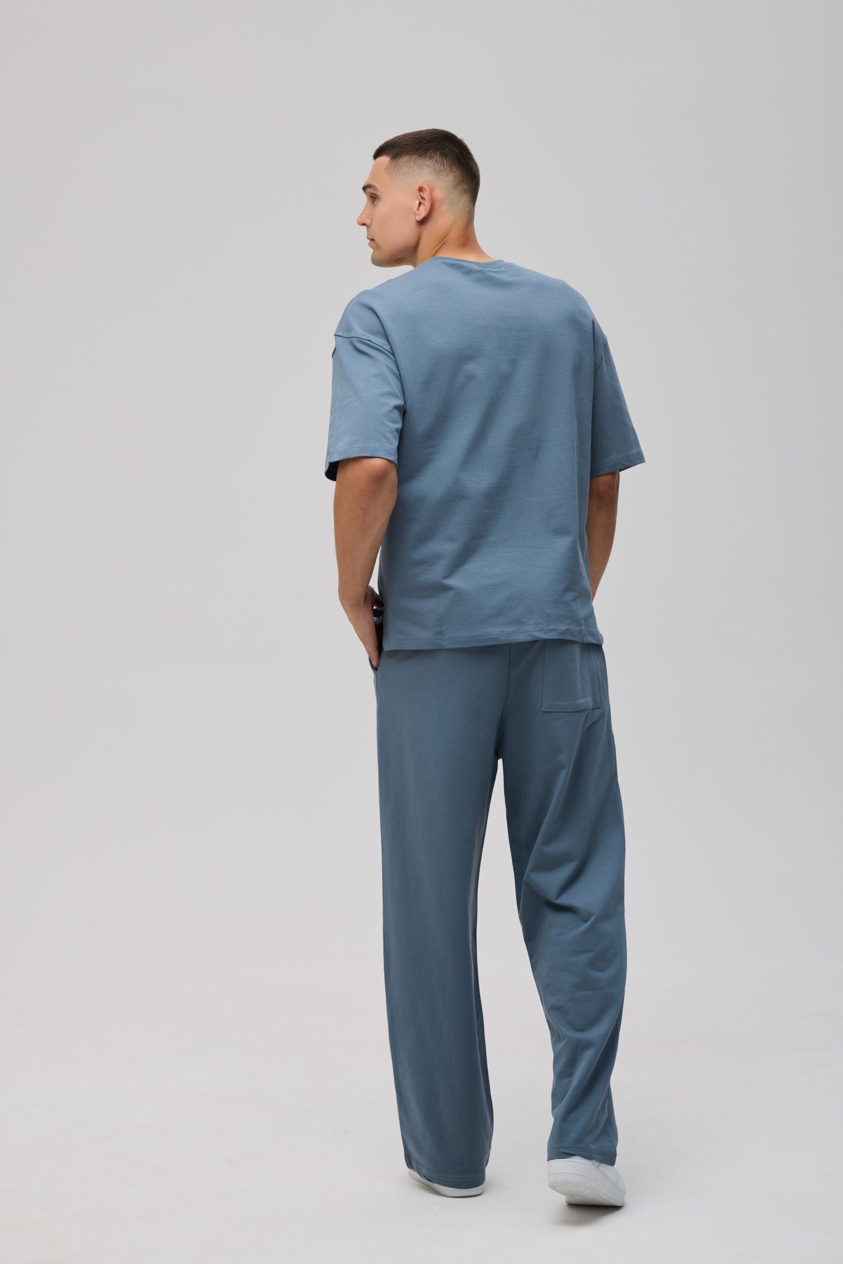 Спортивний костюм