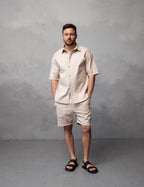 Чоловічий костюм: сорочка і шорти