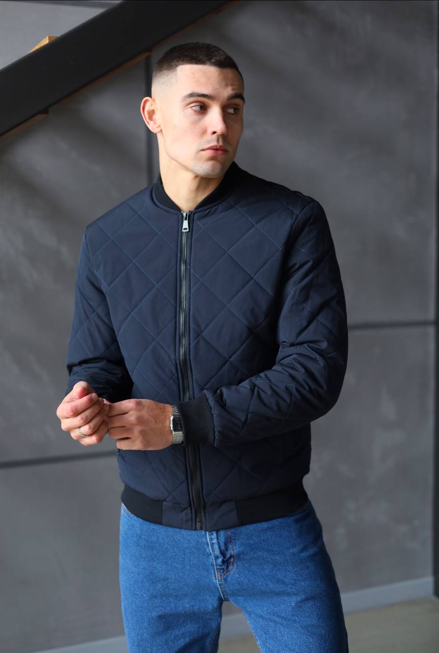 Куртка-бомбер